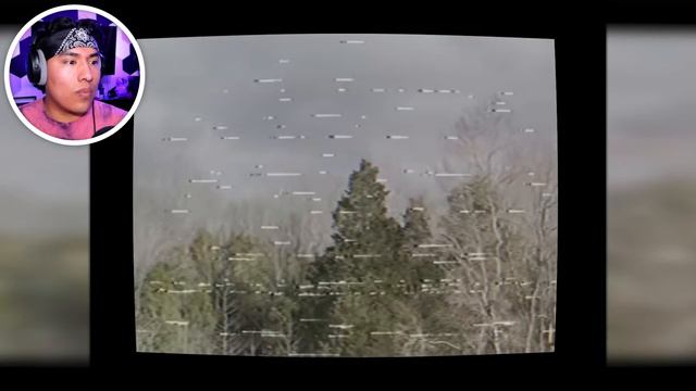 DON'T LET HIM BREAK YOUR SCREEN!!! | Doctor Nowhere Analog Horror смотреть онлайн