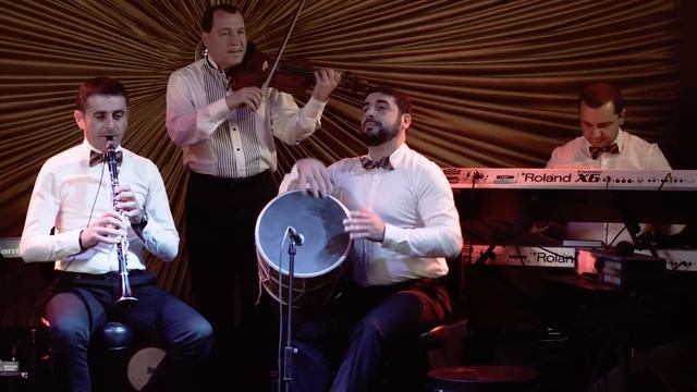 The Bouvardia Band - Hundz Aparanum