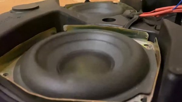 Сабвуфер Bose в запаску Car subwoover Bose