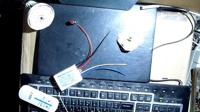 пульт дистанционного управления светом + реле на две лампочки смотреть онлайн