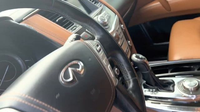 192422- 2018 Infiniti QX80 (interior) смотреть онлайн