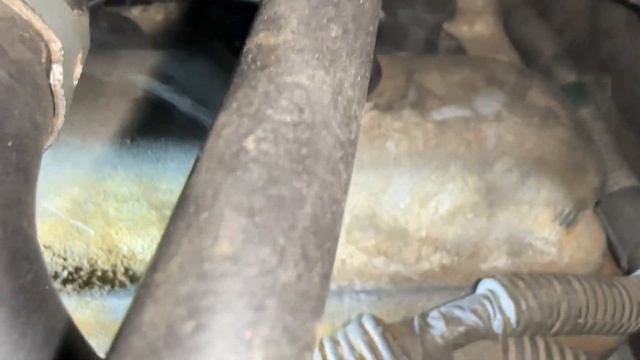 Множественные подсосы воздуха на TOYOTA REGIUS М660УК27 при пробеге 263 788 км. смотреть онлайн