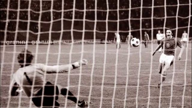 Antonin Panenka... Witirirwa Penalty Za Panenka Ni Muntu Ki