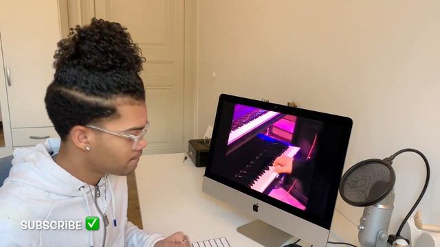 Selena Baila Esta Cumbia (Live At Astrodome) (Reaction) Mister J The Act смотреть онлайн