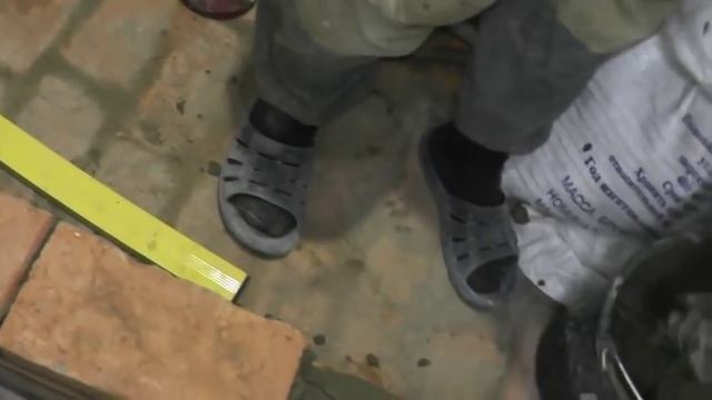 НЕ УСТАНАВЛИВАЙТЕ ВАННУ ! ДЕЛАЕМ НАСТОЯЩИЙ БАССЕЙН В ВАННОЙ ! смотреть онлайн