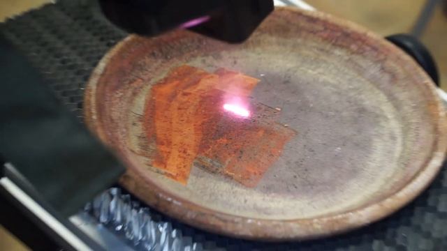 Лазерная очистка кирпича, камня смотреть онлайн