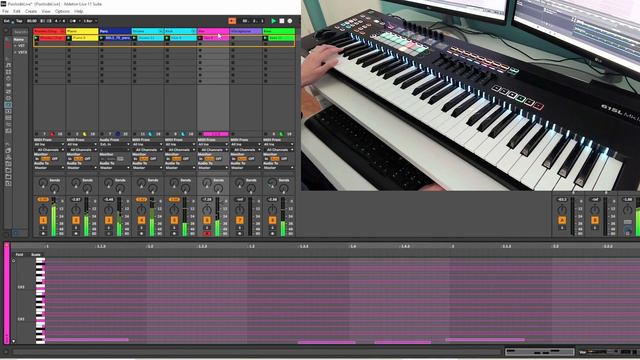 Live Looping Chill LoFi Hip Hop Beat with Novation SL61 MkIII смотреть онлайн