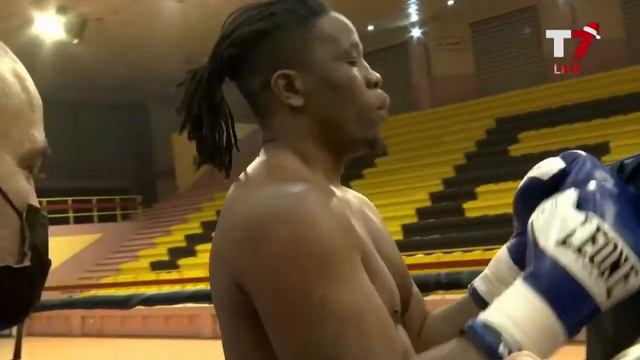 Aaron Molli vs Hamza Wandera смотреть онлайн