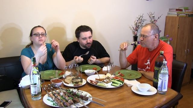 Американцы пробуют Русскую еду - часть 1 смотреть онлайн