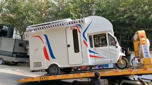 New Electric Tricycle RV,?do you want get a warm moving home？ смотреть онлайн
