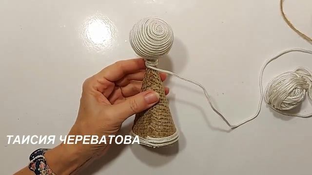 САМАЯ НАСТОЯЩАЯ КРАСОТА к НОВОМУ ГОДУ из картона, джута и клея diy поделки.декор,игрушки на ёлку смотреть онлайн