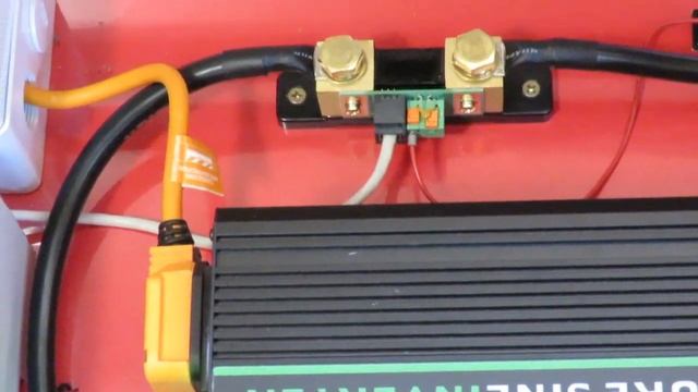 How To Fit, Install And SetUp A Victron BMV-712 Bluetooth Battery Monitor For Motorhome Solar. смотреть онлайн