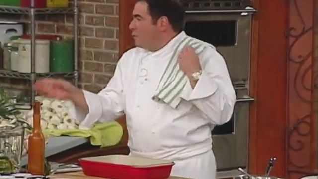 Garlic Roasted Asparagus | Emeril Lagasse смотреть онлайн