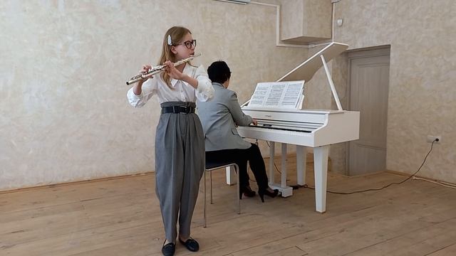 Крылова Полина ДШИ 1 г. Белгород Н. Даутов "Фатима", В. Попп "Венгерский танец №2" смотреть онлайн