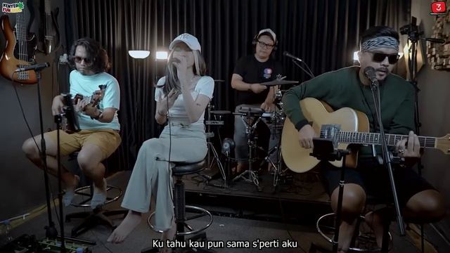 TAK INGIN USAI - KEISYA LEVRONKA | 3PEMUDA BERBAHAYA FEAT SALLSA BINTAN COVER смотреть онлайн