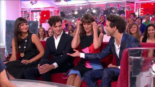 Mika - Vivement Dimanche -13.09.2015 (1/3)