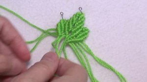 Брелок  своими руками, плетение макраме. Листочек.