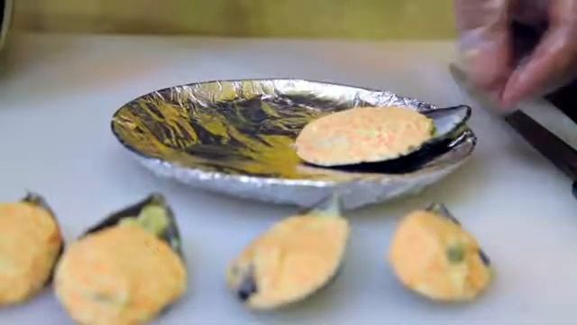 Вкусные суши и роллы в Бишкеке... смотреть онлайн