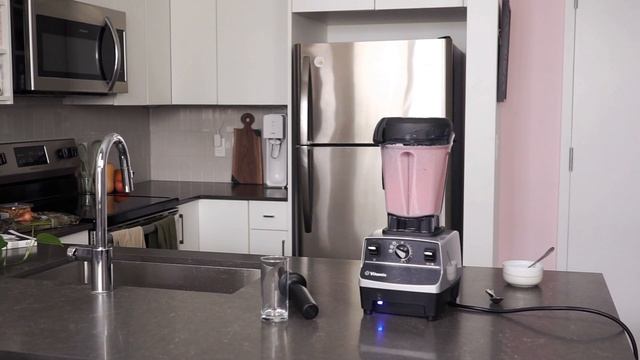 Vitamix 6500 Stand Blender Review смотреть онлайн