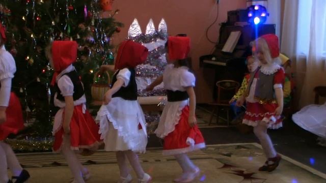 Новогодний утренник в детском саду. смотреть онлайн