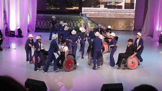 Инклюзивный коллектив «Парадокс» - Хрустальная Капель 2016 смотреть онлайн