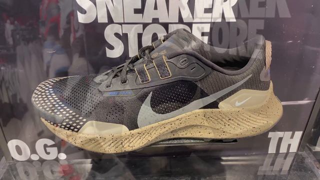 Nike Pegasus Trail 3 (Black/Khaki/Game Royal/Iron Grey) смотреть онлайн