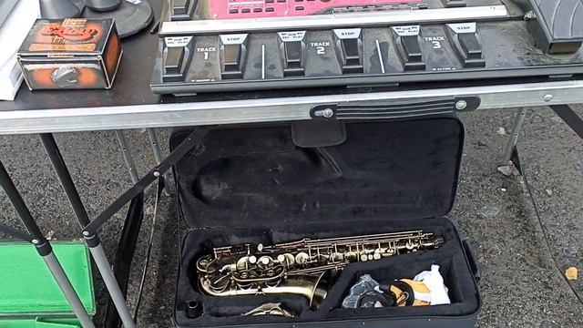 Deutschland. Markt für Musikinstrumente. Flohmarkt. Flohmarkt für Musikinstrumente. Basar. смотреть онлайн