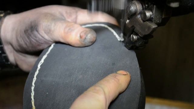 Shoes - Process of Shoe Repair / Don't throw shoes away, repair them! смотреть онлайн