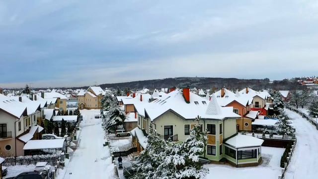 Старый Новый год в поселке Белый Берег. Снято на коптер Mavik 2Pro смотреть онлайн
