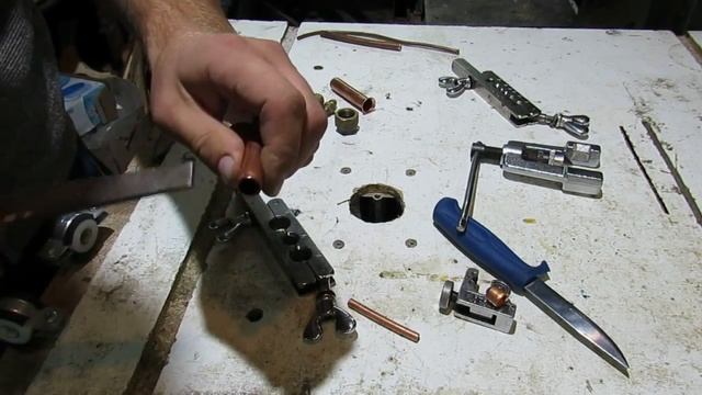Развальцовка медных трубок для начинающих / Flaring the pipes conditioner смотреть онлайн