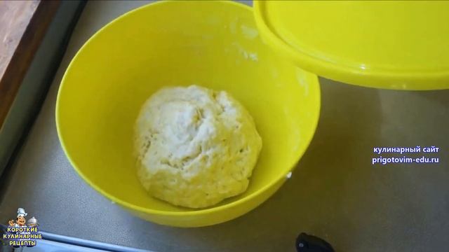 Ватрушки с творогом приготовленные в духовке. Короткий видео рецепт смотреть онлайн