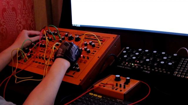 Analogue Solutions Fusebox - Мегатонна 1