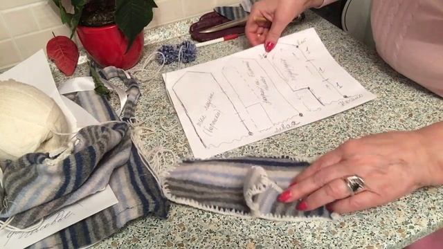 Варежки из испорченного свитера смотреть онлайн