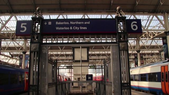 A Walk Around London's Waterloo Railway Station