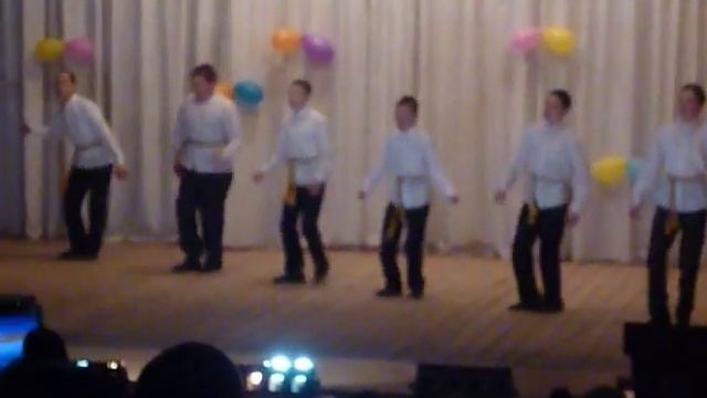 Марийский танец "Каче-влак". Маядыковский СДК. смотреть онлайн