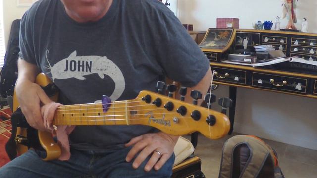 Why does my e string keep breaking with my locking tuners? смотреть онлайн