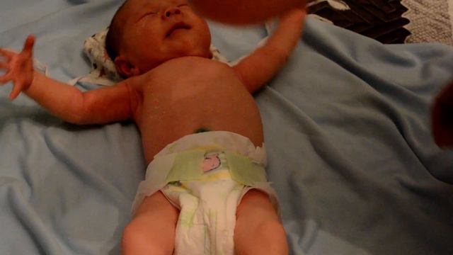 купание Саидали всей семьей (2/5) смотреть онлайн