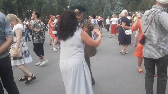 Ой доле, доле - лети, лети!!!??Танцы в парке Горького!!!??Харьков 2021 смотреть онлайн