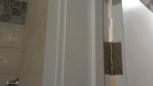 К8 Чебоксары Белая | Дверь межкомнатная Афтора | Стильная дверь с лаконичной вставкой из стекла смотреть онлайн