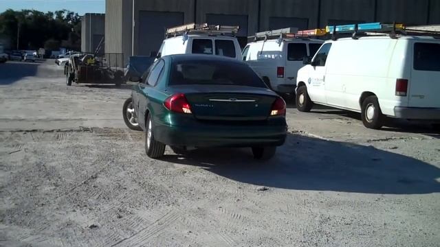 2000 Ford Taurus LX смотреть онлайн
