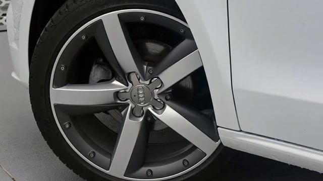 2016 Audi A1 8X MY17 Sportback S tronic Glacier White 7 Speed Sports Automatic Dual Clutch Hatchbac смотреть онлайн