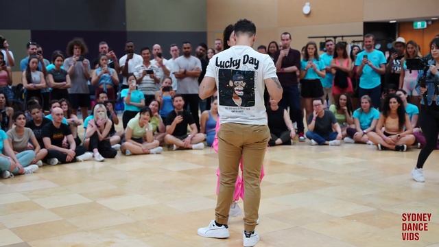 Angelica y Adrian Ros - Bachata Dance Demo in Brisbane - Level Up Festival 2023 (Saturday) смотреть онлайн