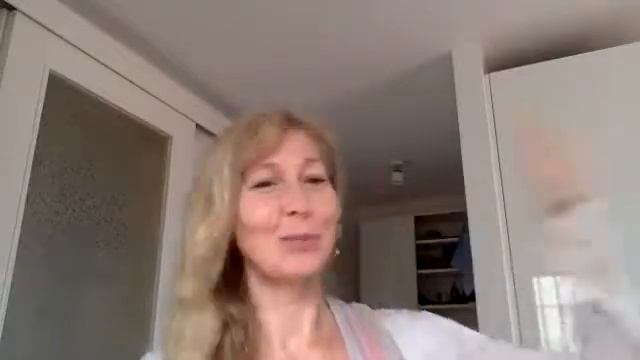 Жаловаться или радоваться смотреть онлайн