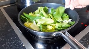 Никогда раньше не готовила. Пак-чой. А оказалось это вкусно и просто. Рецепт очень простой