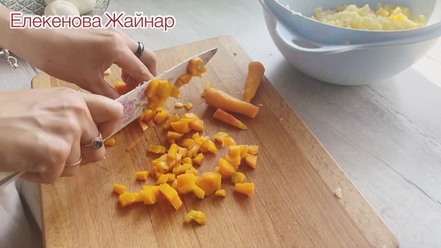 Классический винегрет. Рецепт с квашеной капустой смотреть онлайн