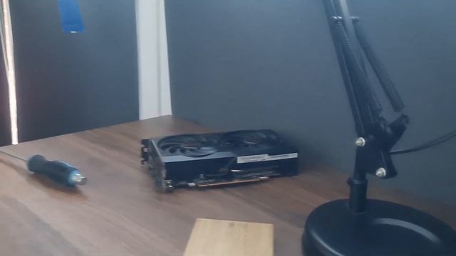 Проблема с материнской платой BTC b250 lga 1151. Отвал видеокарт, как решить? смотреть онлайн