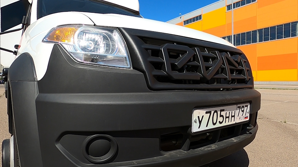 Первый серийный отечественный электро грузовик EVM PRO. Рассматриваем инновационный автомобиль смотреть онлайн