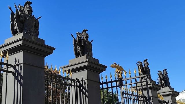 Площадь искусств, Русский музей в Санкт - Петербурге смотреть онлайн