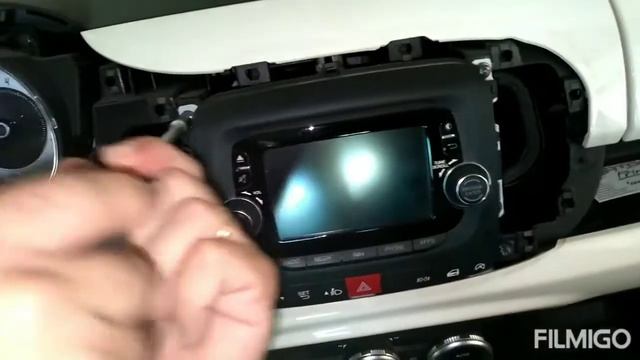 Smontaggio Radio Fiat 500l - Radio disassembly смотреть онлайн