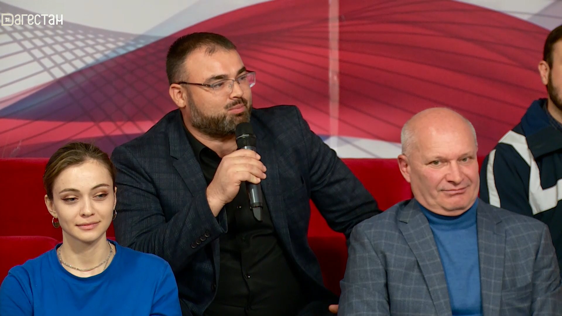 Говорить разрешается. Автомобилисты